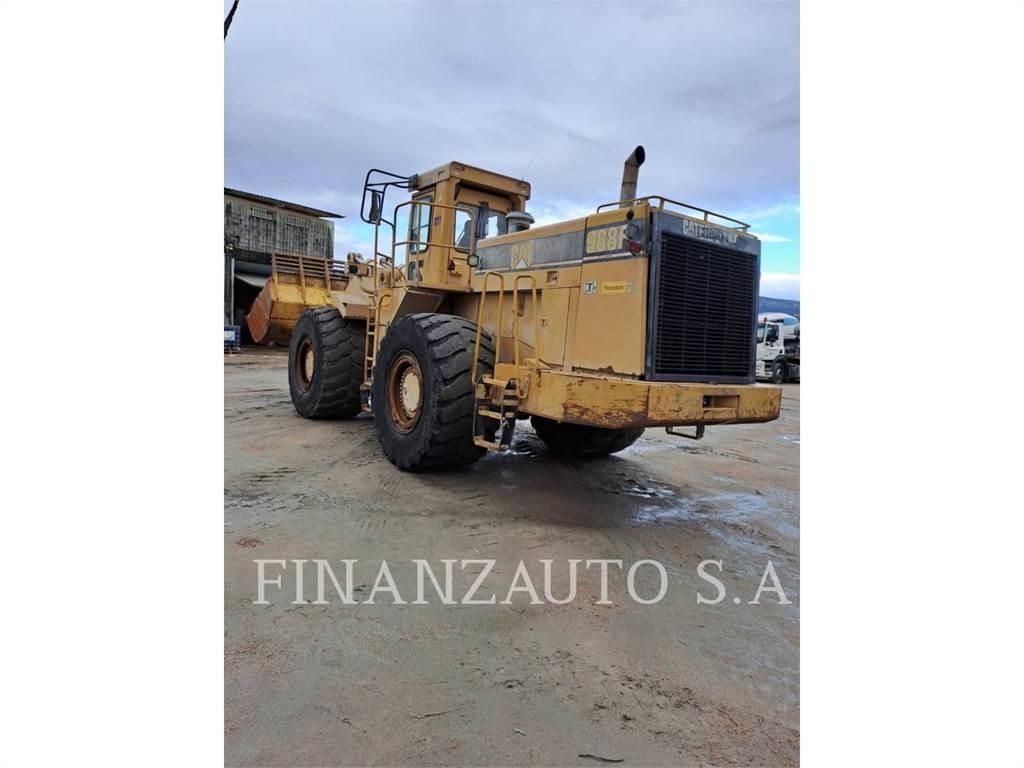 CAT 988F Pale gommate
