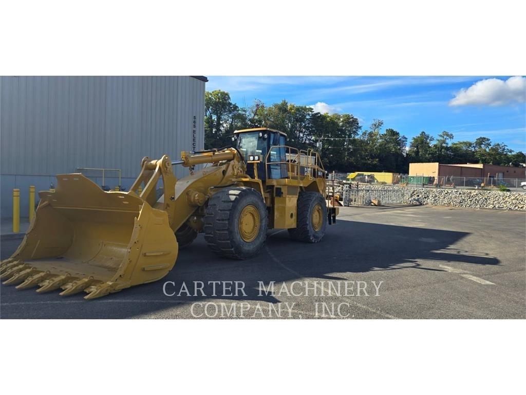 CAT 988H RBLD Pale gommate