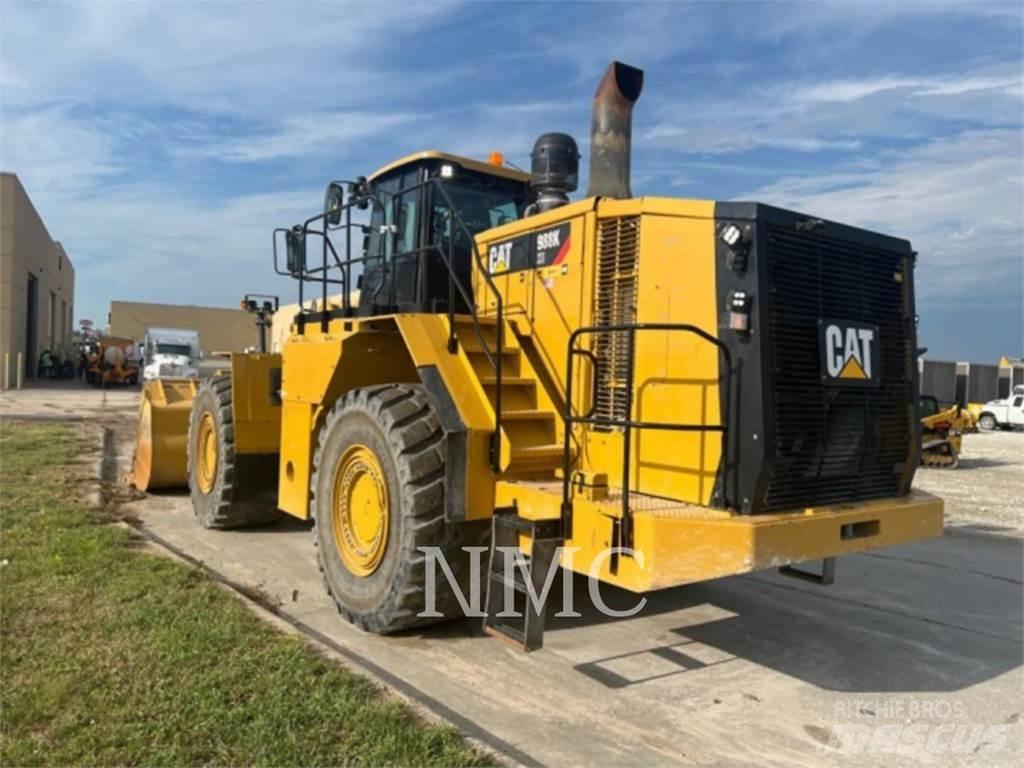 CAT 988K Pale gommate