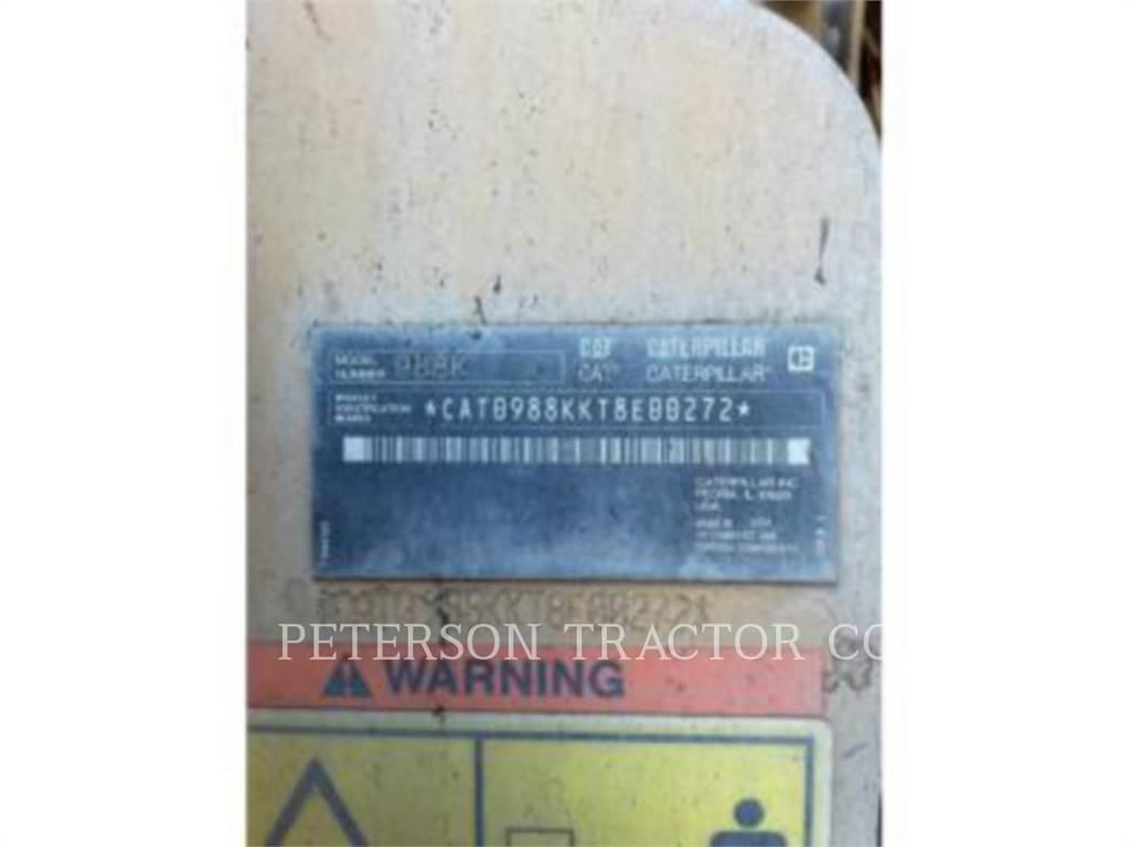 CAT 988K Pale gommate