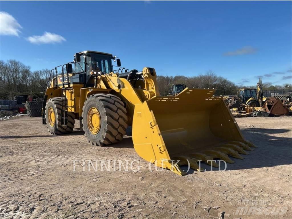 CAT 988K Pale gommate