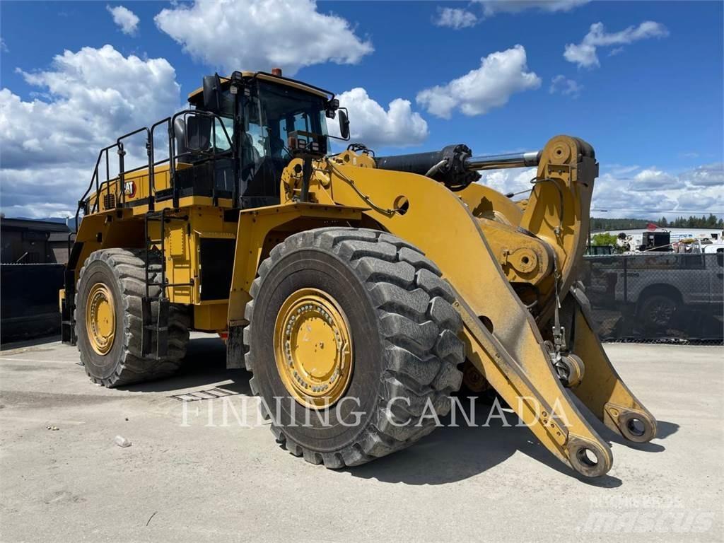 CAT 988K Pale gommate