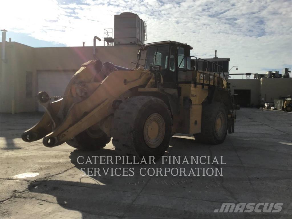 CAT 988K Pale gommate