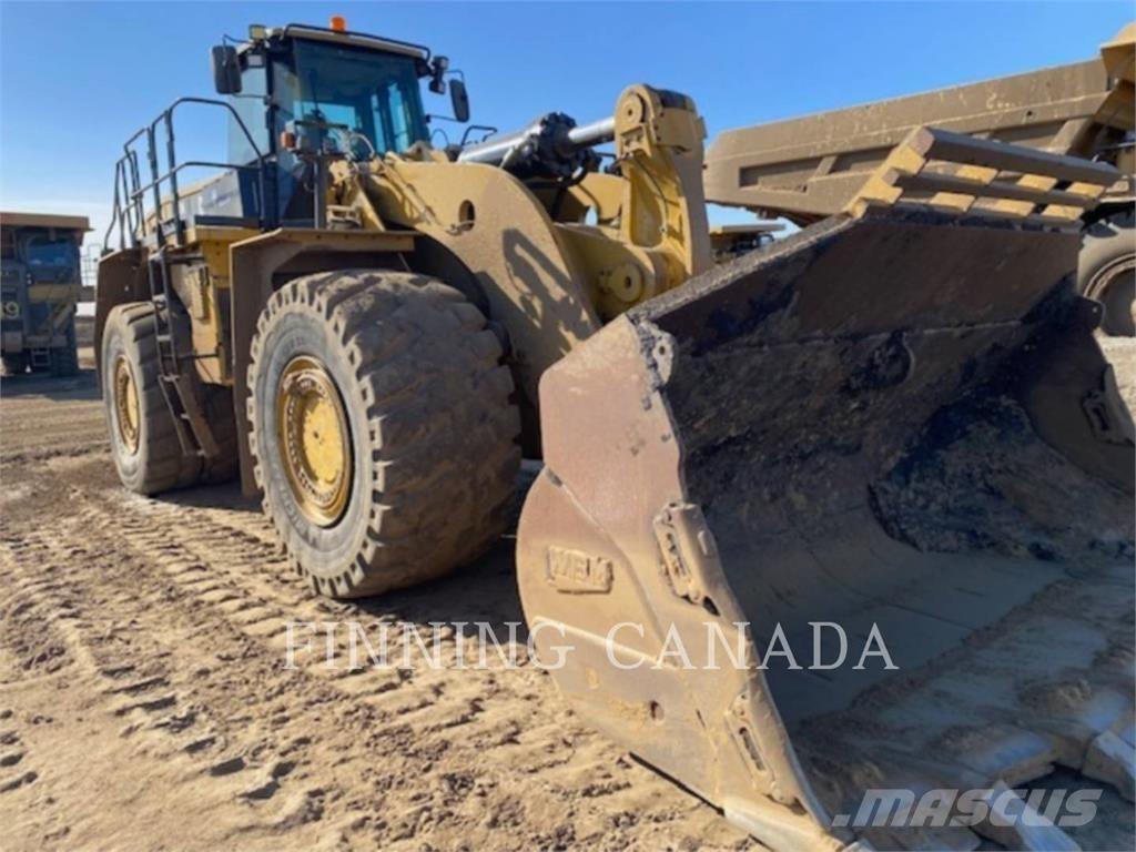 CAT 988K Pale gommate