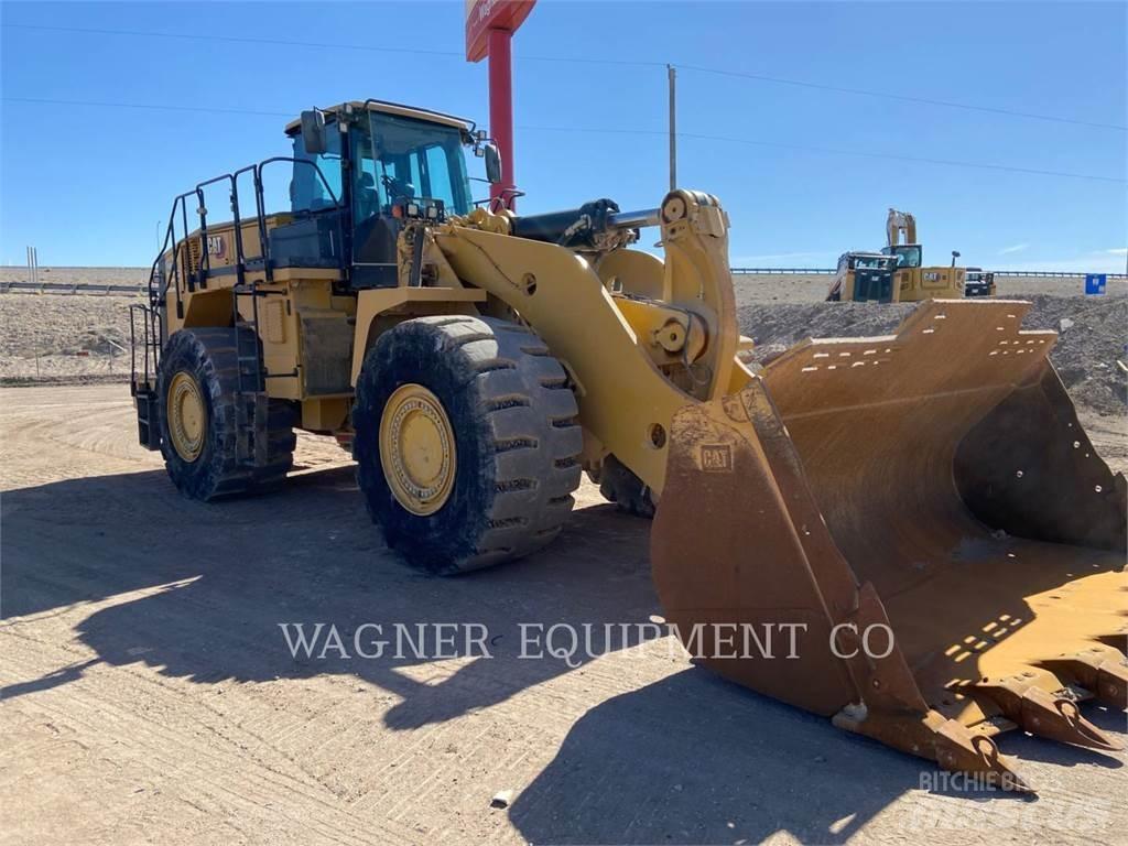 CAT 988K HL Pale gommate