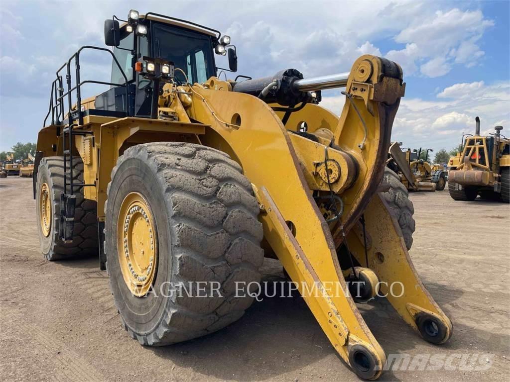 CAT 988K XE Pale gommate