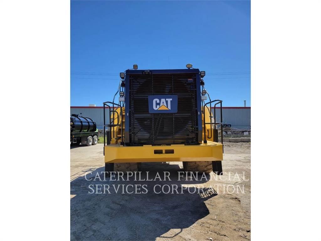 CAT 988KXE Pale gommate