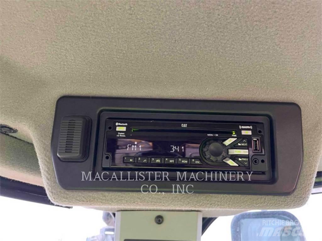 CAT 988KXE Pale gommate