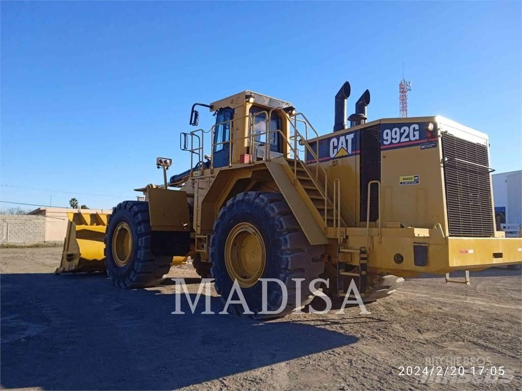 CAT 992G Pale gommate