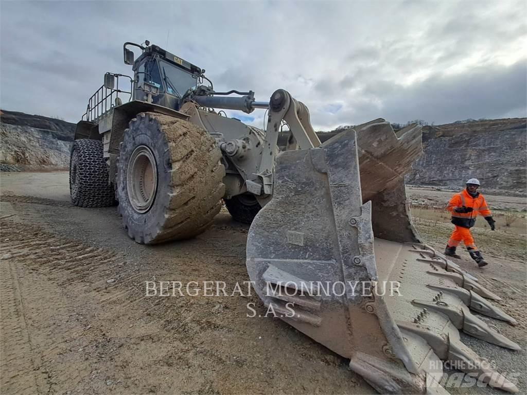 CAT 992K Pale gommate