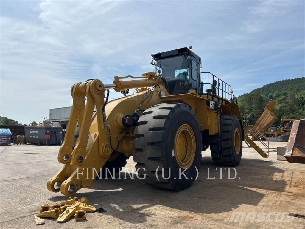 CAT 992K Pale gommate