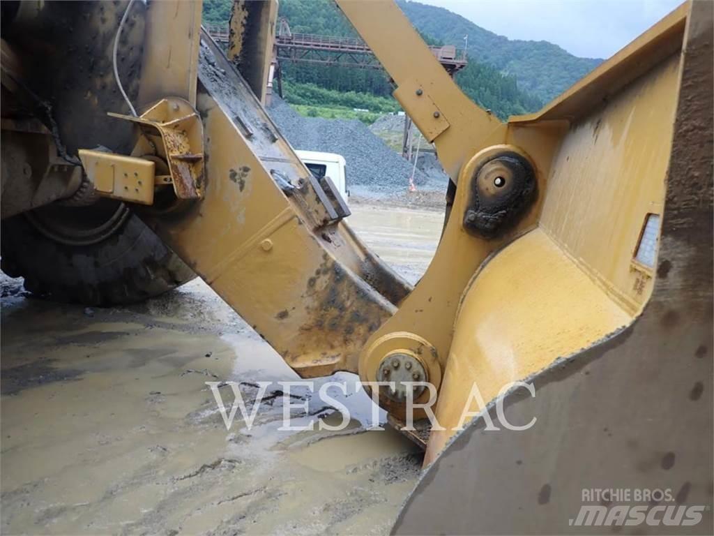 CAT 992KLRC Pale gommate