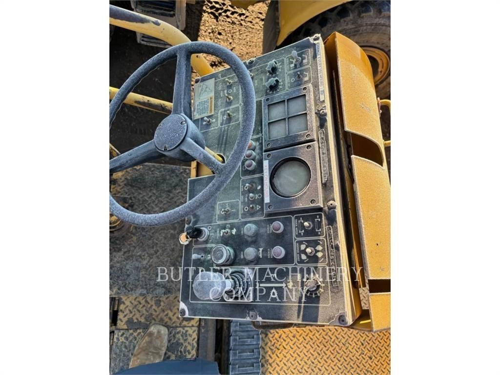 CAT AP-1000B Finitrici