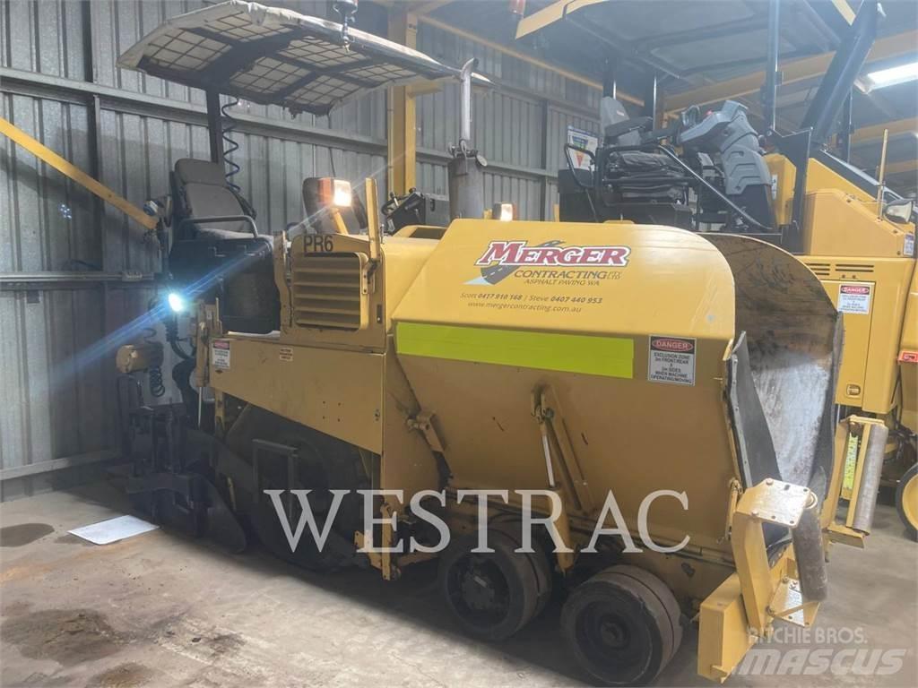 CAT AP-300 Finitrici