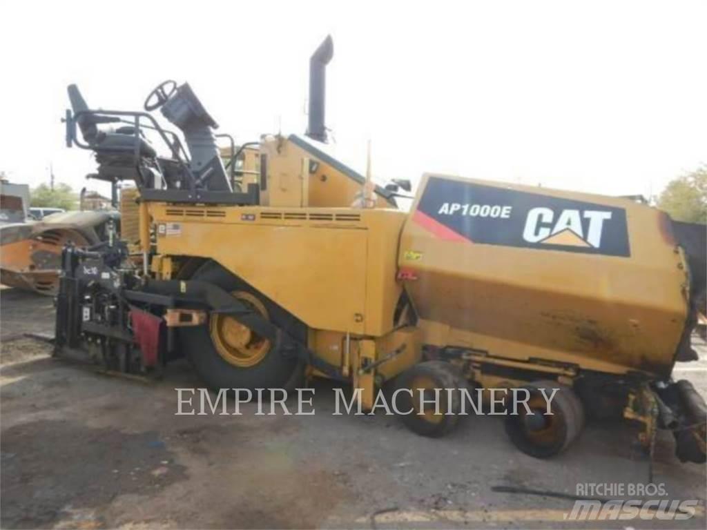 CAT AP1000E Finitrici
