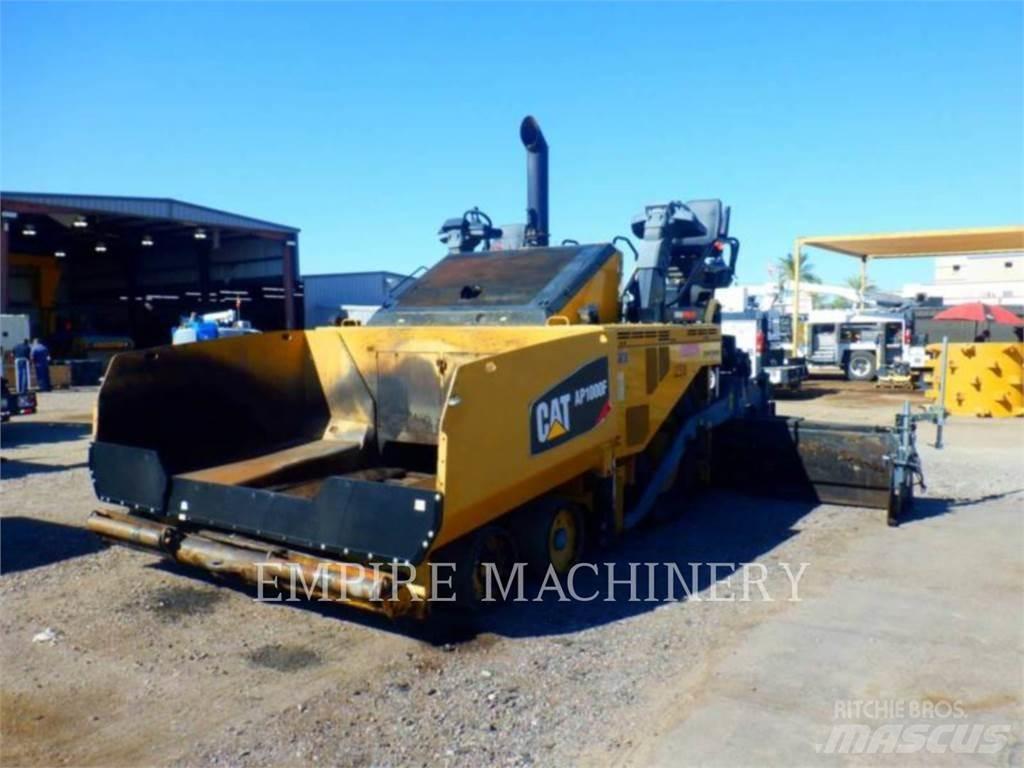 CAT AP1000F Finitrici