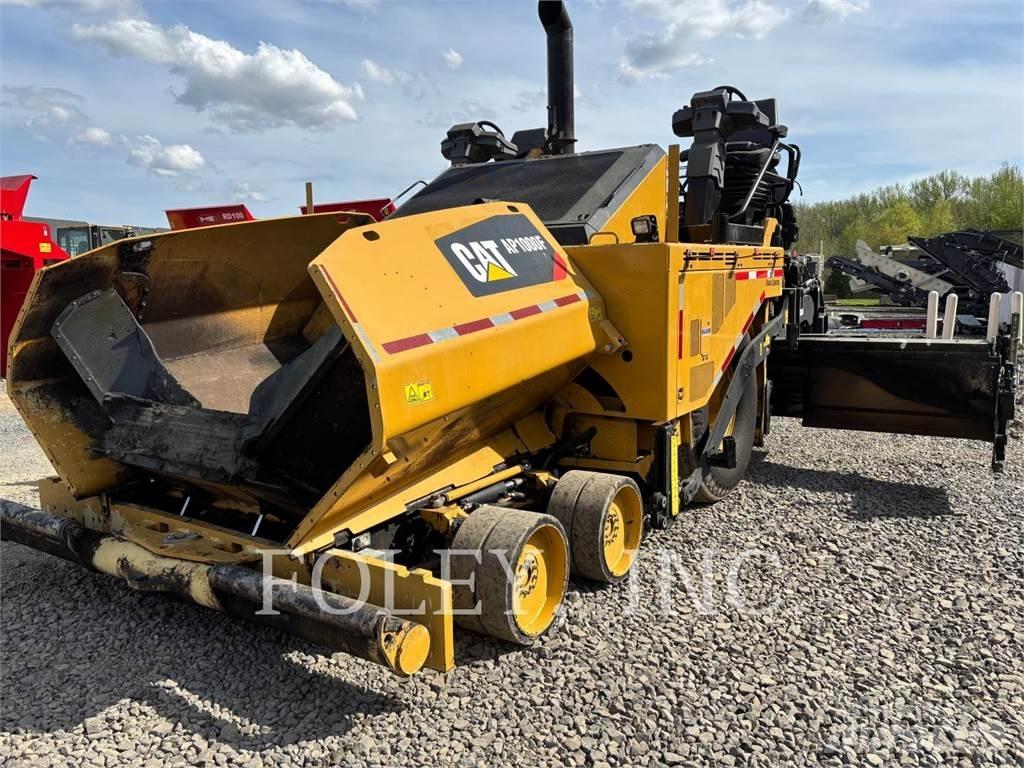 CAT AP1000F Finitrici