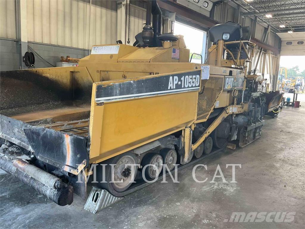 CAT AP1055D Finitrici