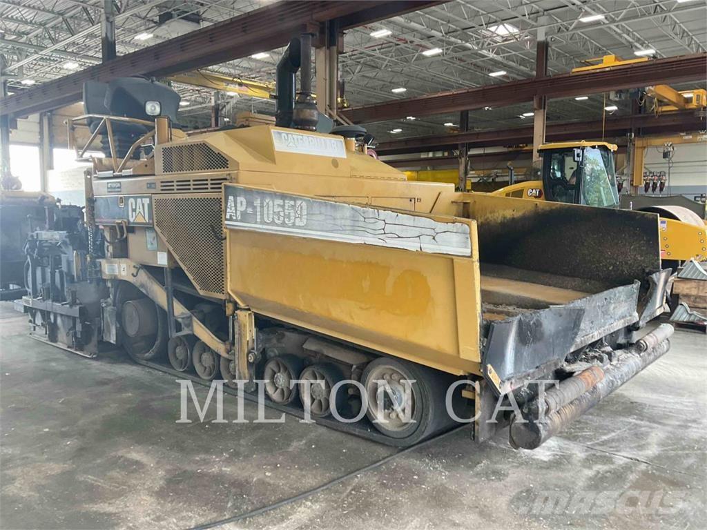 CAT AP1055D Finitrici