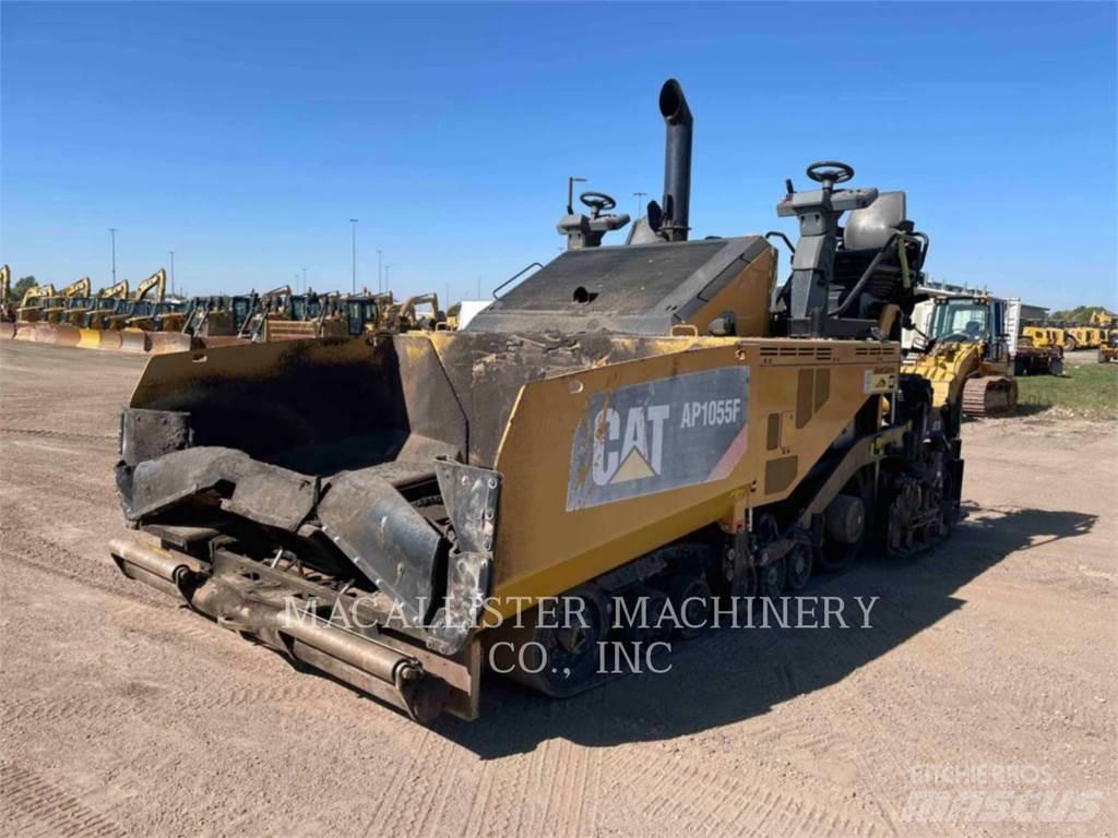 CAT AP1055F Finitrici