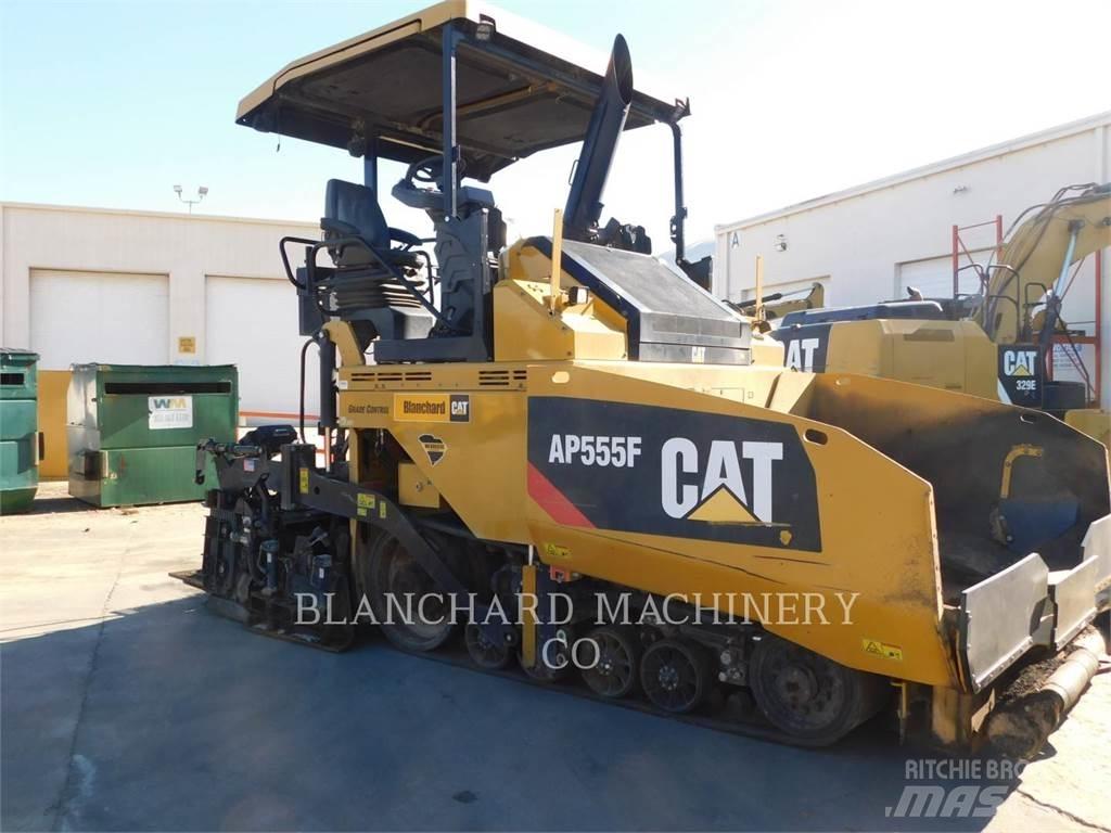 CAT AP555F Finitrici