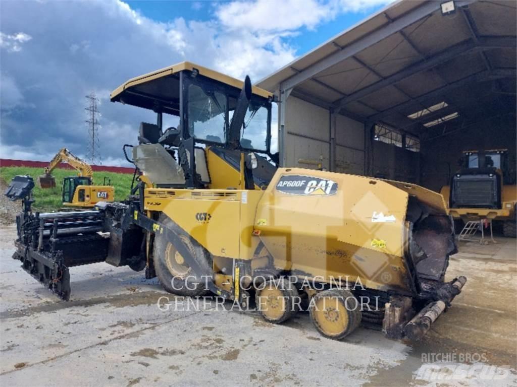 CAT AP600F Finitrici