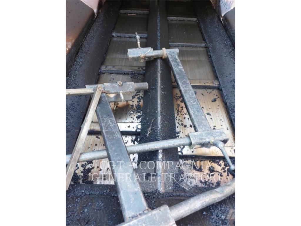 CAT AP600F Finitrici