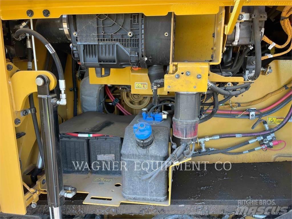 CAT AP655 Finitrici