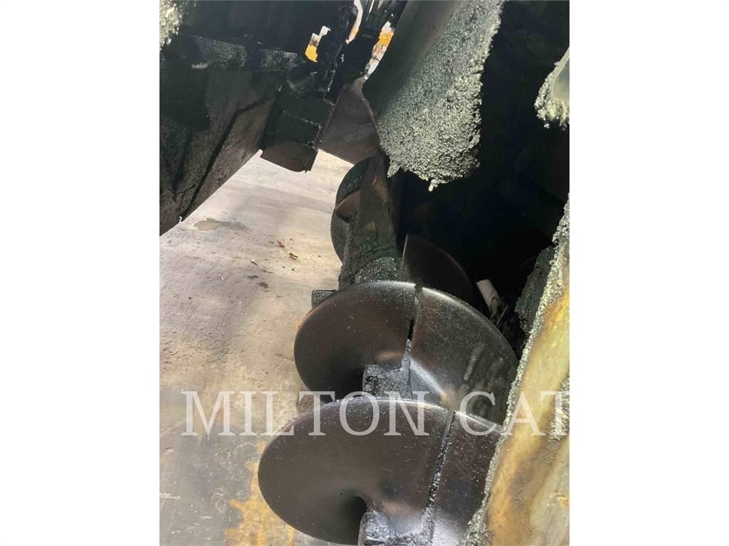 CAT AP655F Finitrici