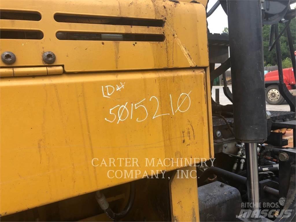 CAT AP655F Finitrici