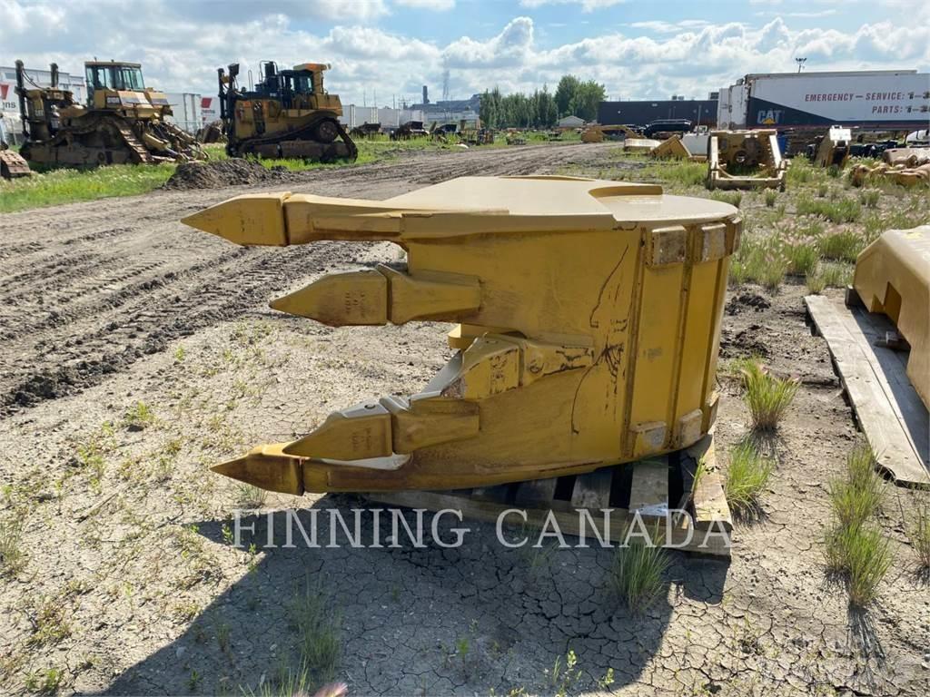 CAT ATTACHMENTS 390F Benne
