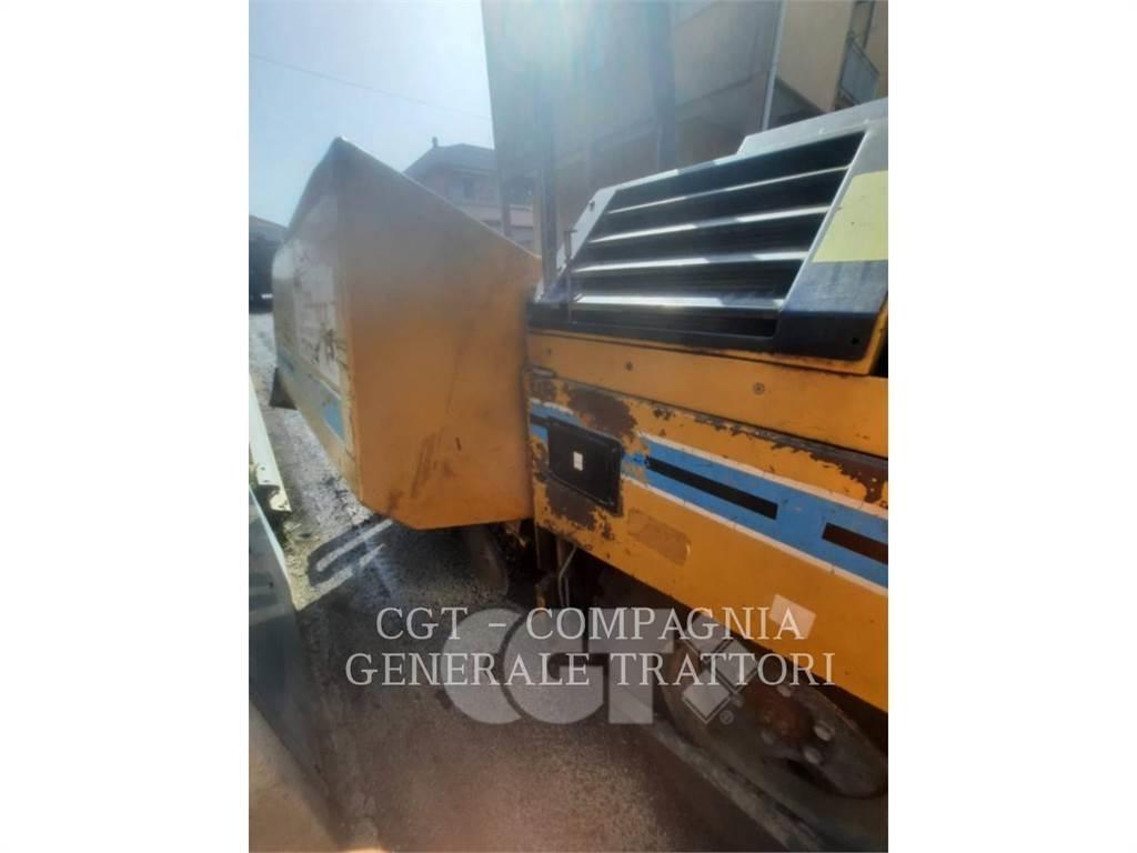 CAT BB730 Finitrici