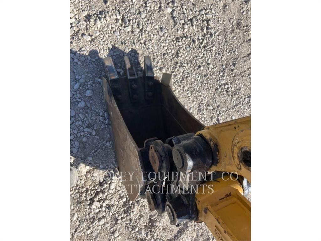 CAT BK302P12 Escavatori cingolati