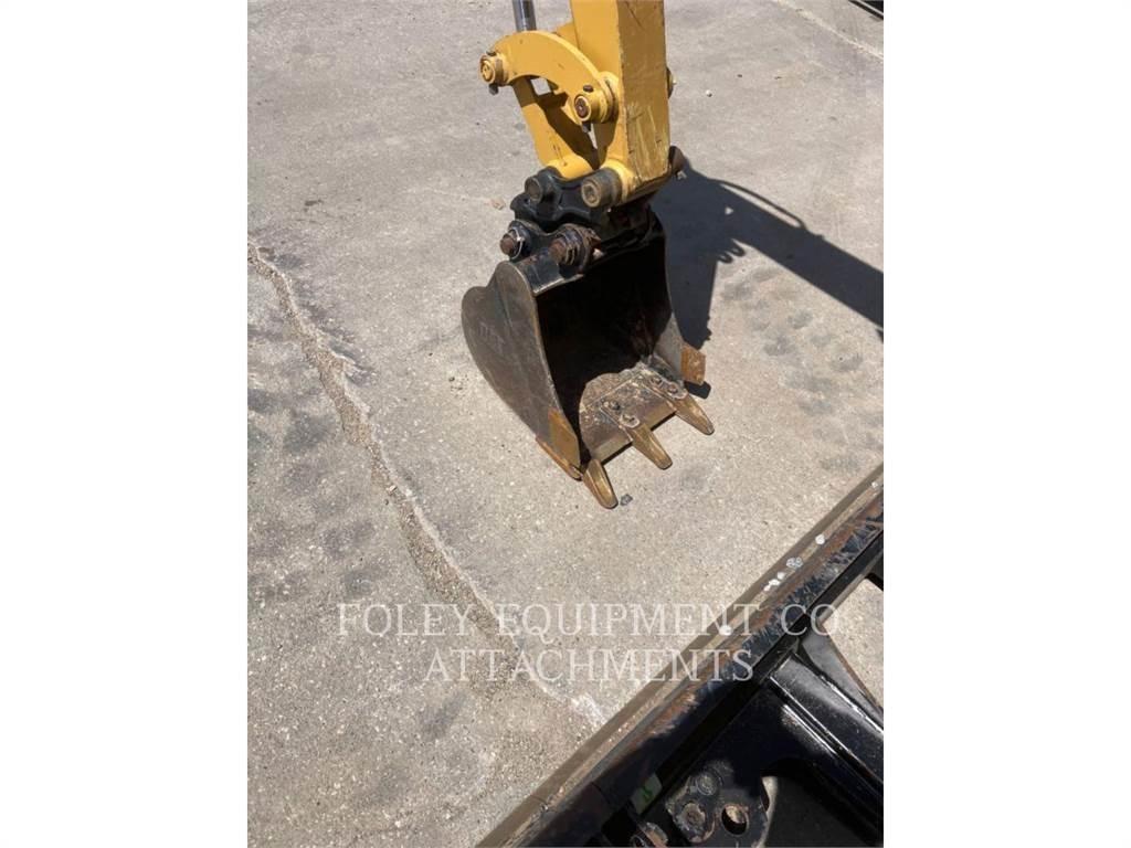 CAT BK302P18 Escavatori cingolati
