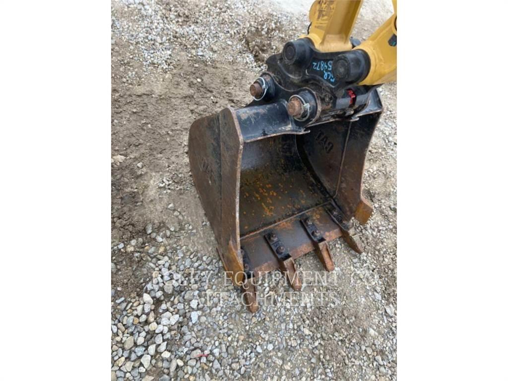 CAT BK302P24 Escavatori cingolati