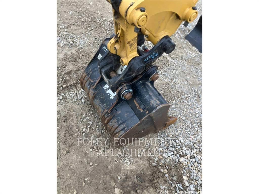 CAT BK302P24 Escavatori cingolati