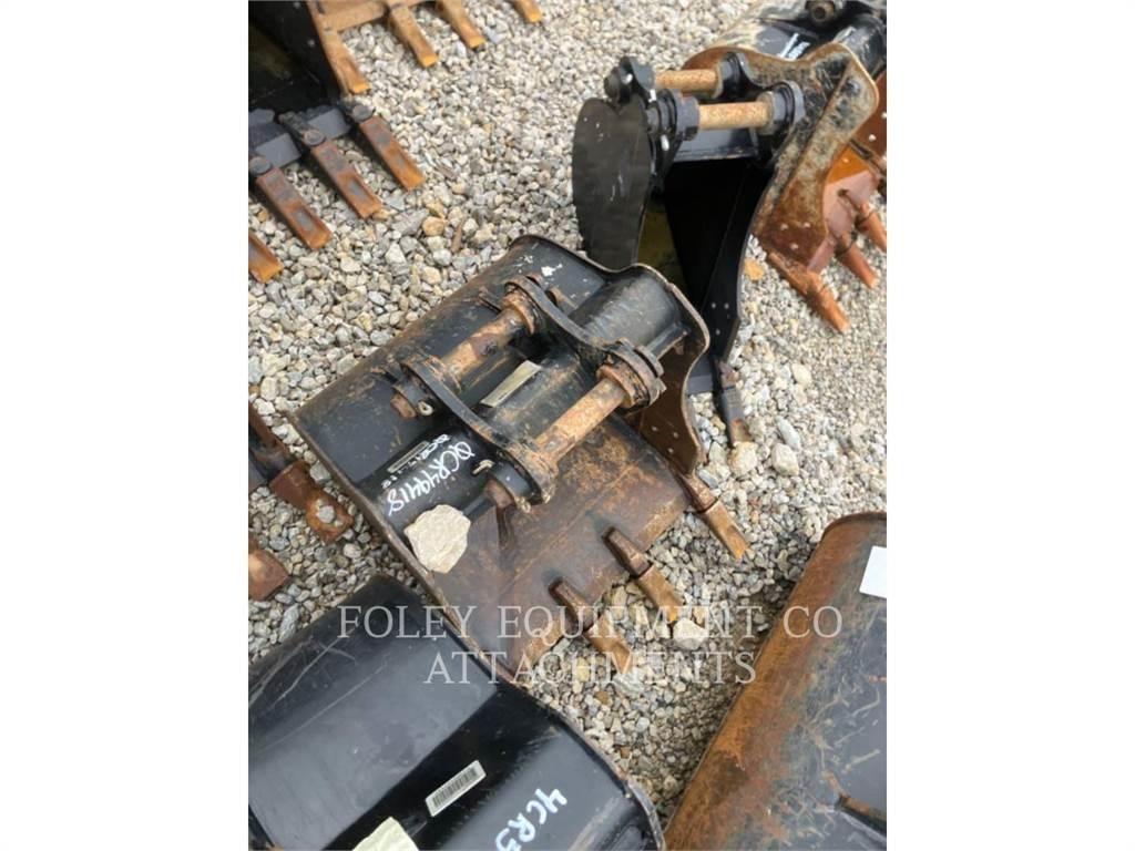 CAT BK303P24 Escavatori cingolati