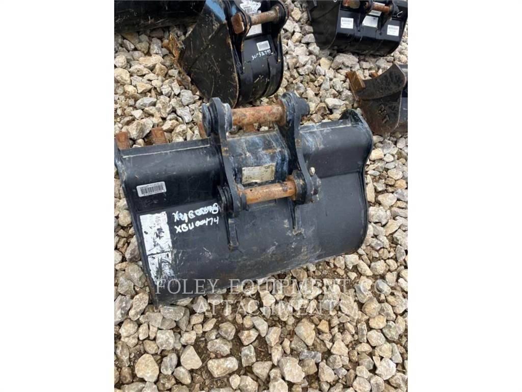 CAT BK303P32 Escavatori cingolati