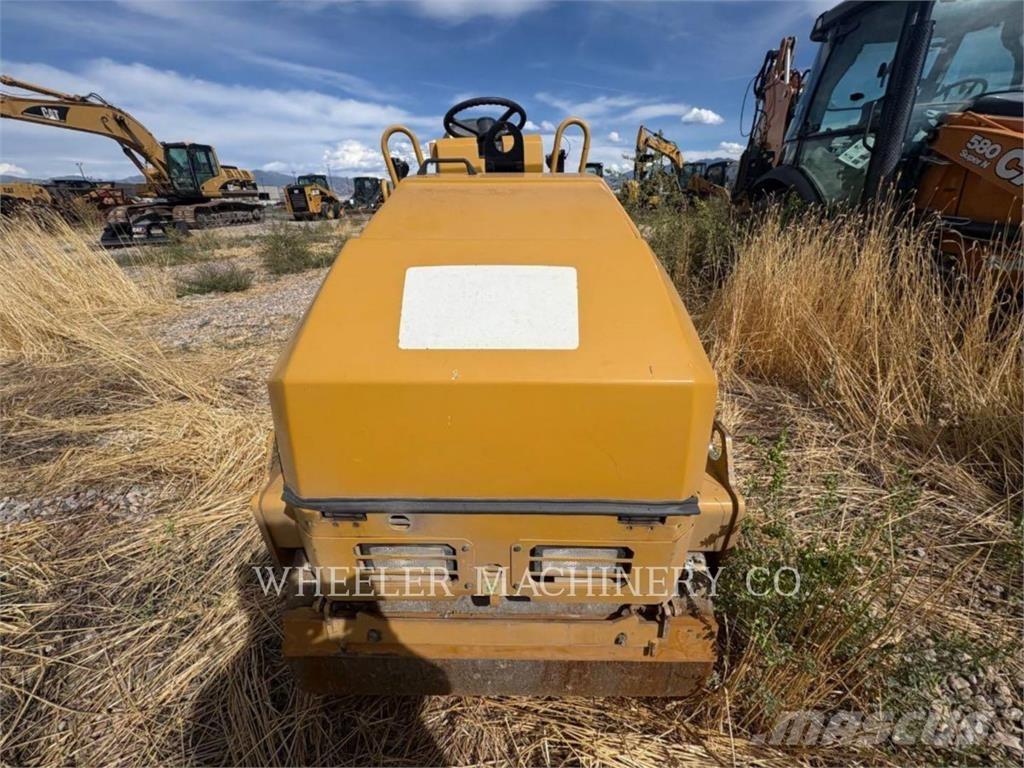 CAT CB1.8 Terne