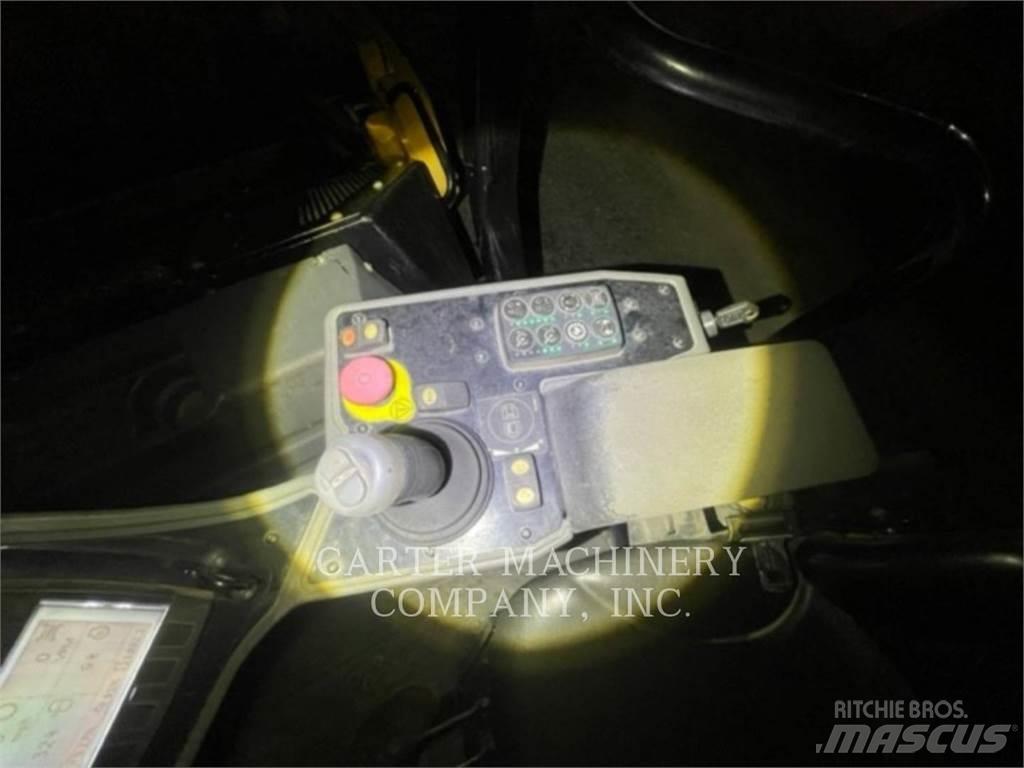 CAT CB13 Compattatori da suolo