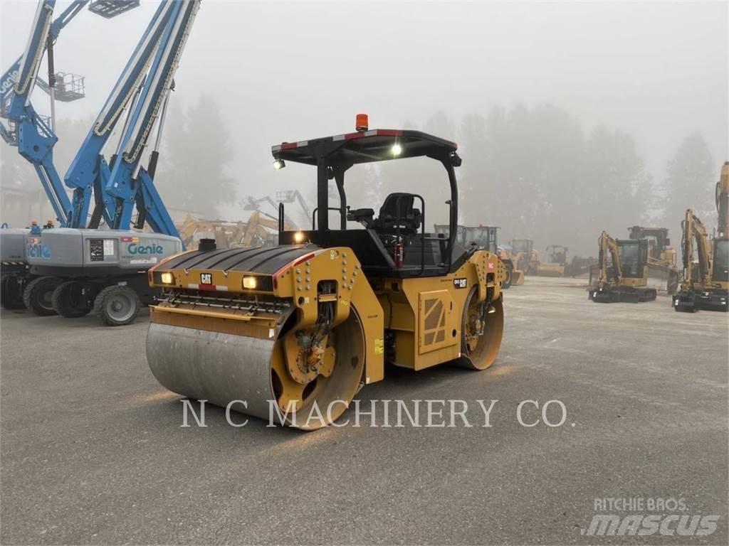 CAT CB13 Finitrici