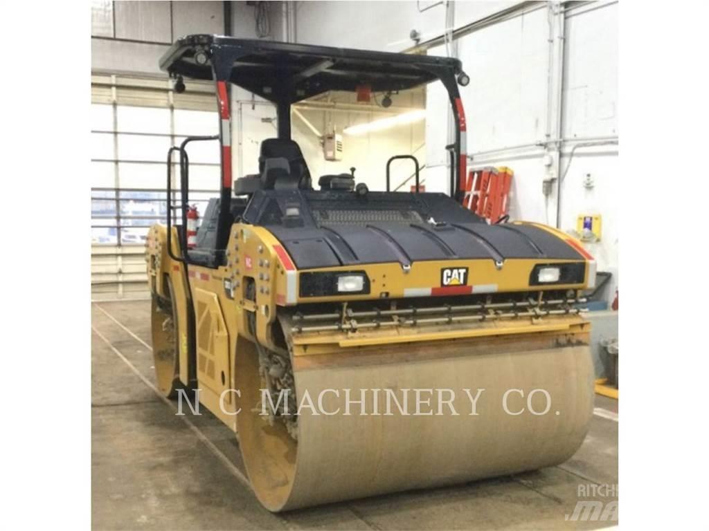 CAT CB13 Finitrici
