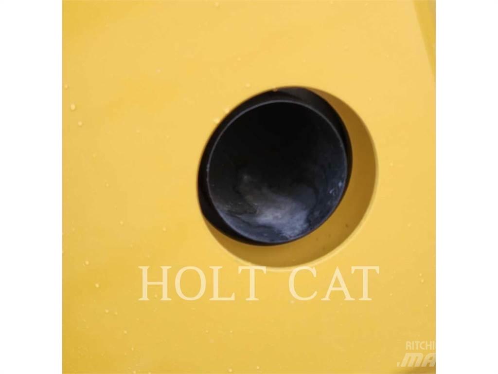 CAT CB15 Pale gommate