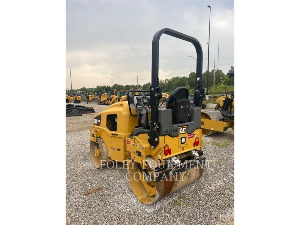 CAT CB24B Compattatori da suolo