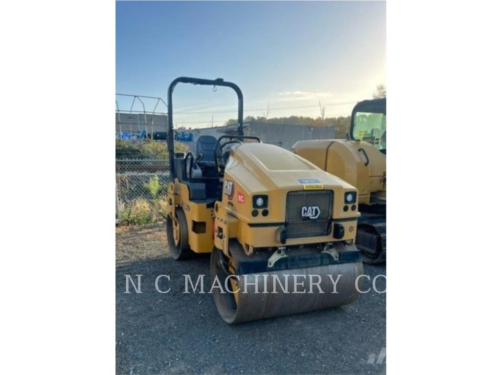 CAT CB4.0 Finitrici