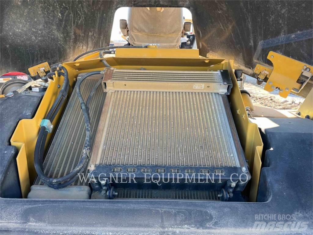 CAT CB64 Compattatori da suolo