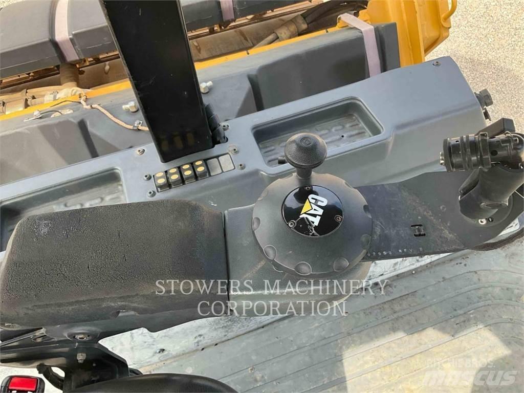 CAT CB66B Compattatori da suolo