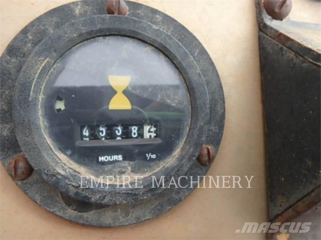 CAT CP323 Rulli monotamburo