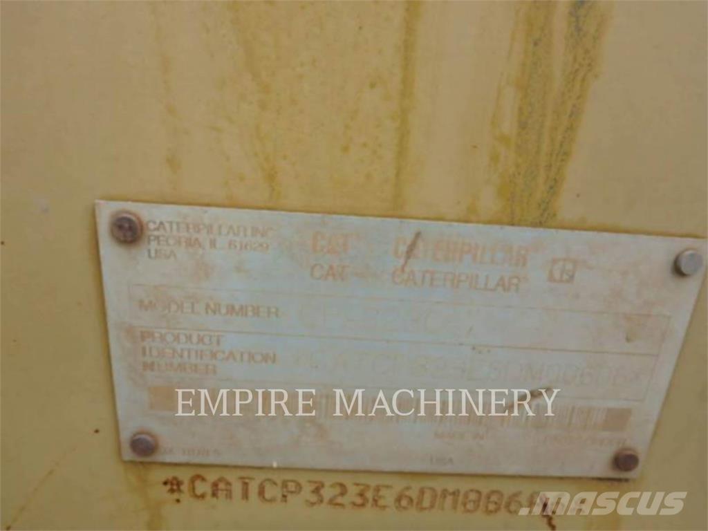 CAT CP323C Rulli monotamburo