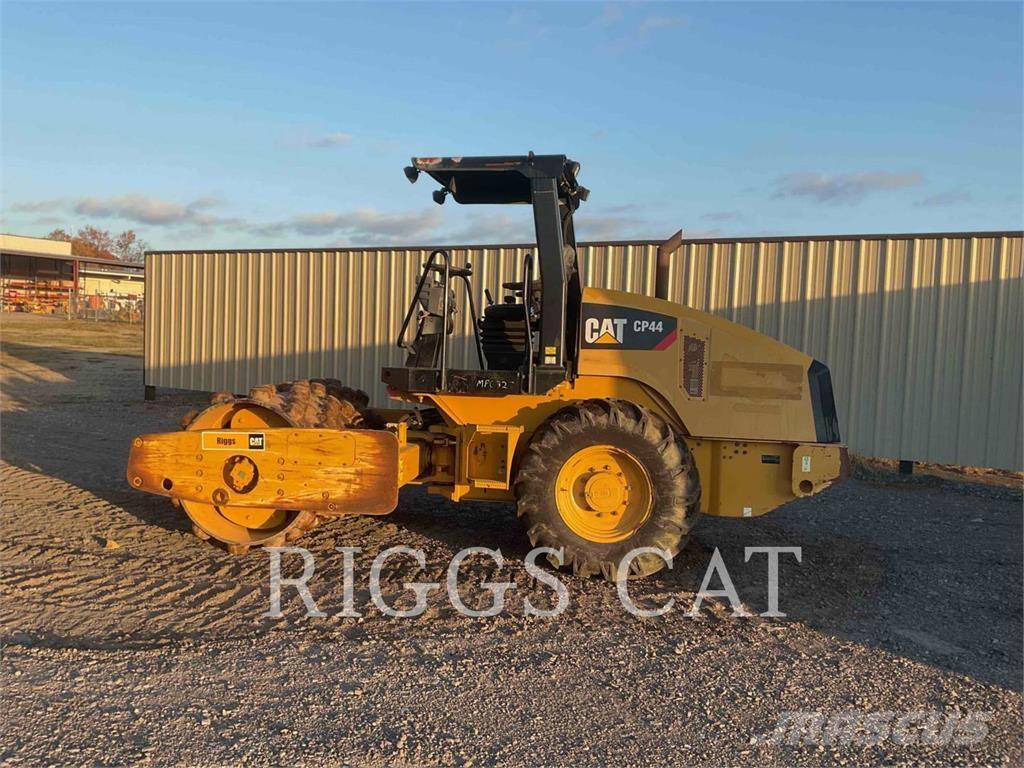 CAT CP44 Compattatori da suolo